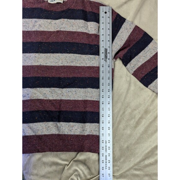 Vtg Winona Knits 70% Shetland Wool Grey/Red/Blue Made in USA Sweater SZ: L - Picture 10 of 10